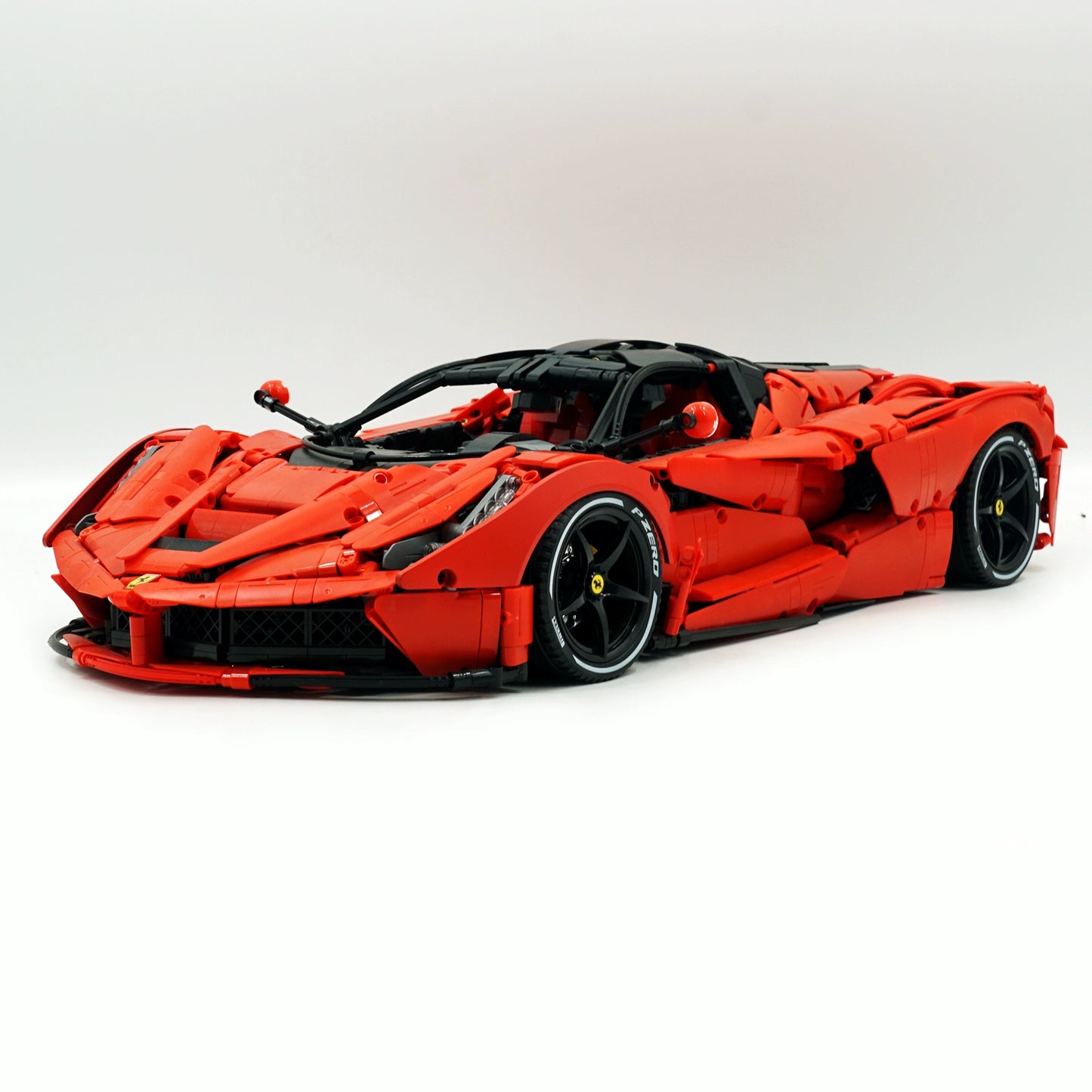 Ferrari LaFerrari 1:8