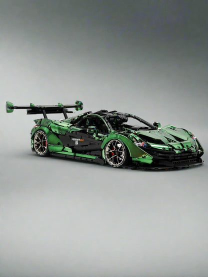 McLaren P1 1:8