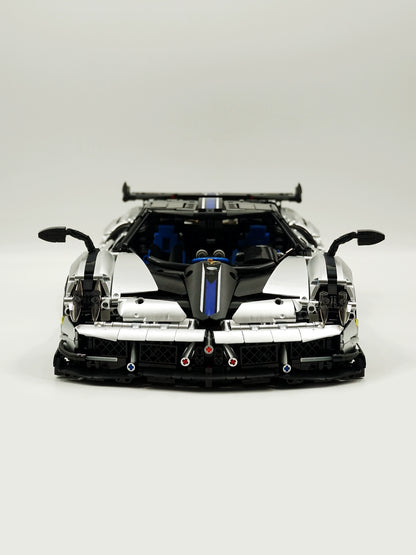 Pagani Huayra 1:8