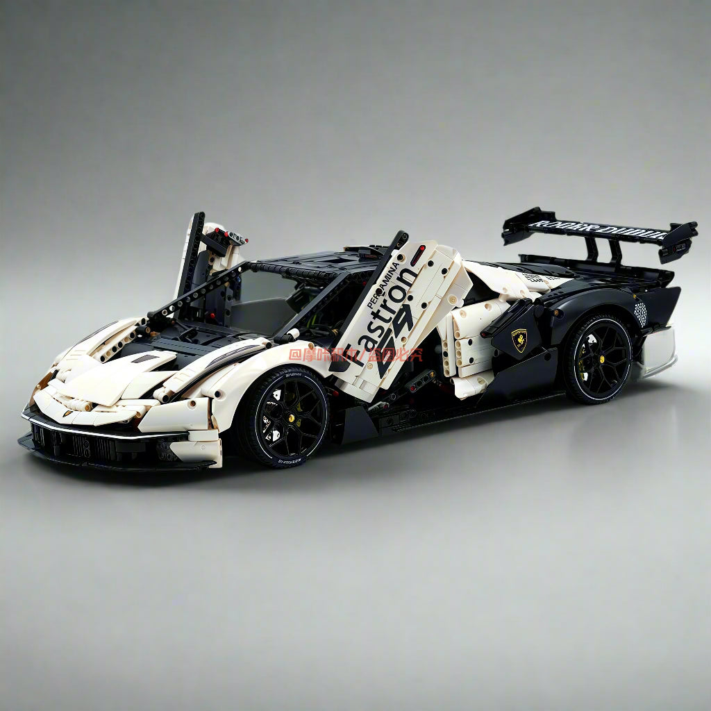 Lamborghini SCV12 1:8