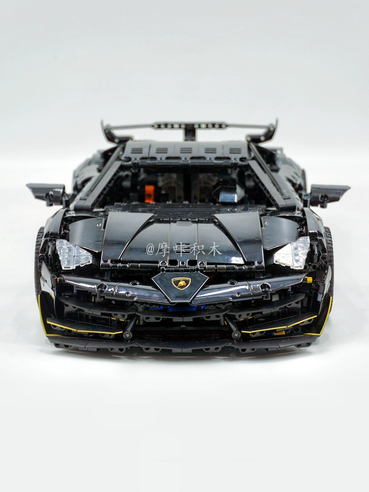 Lamborghini SVJ 1:8
