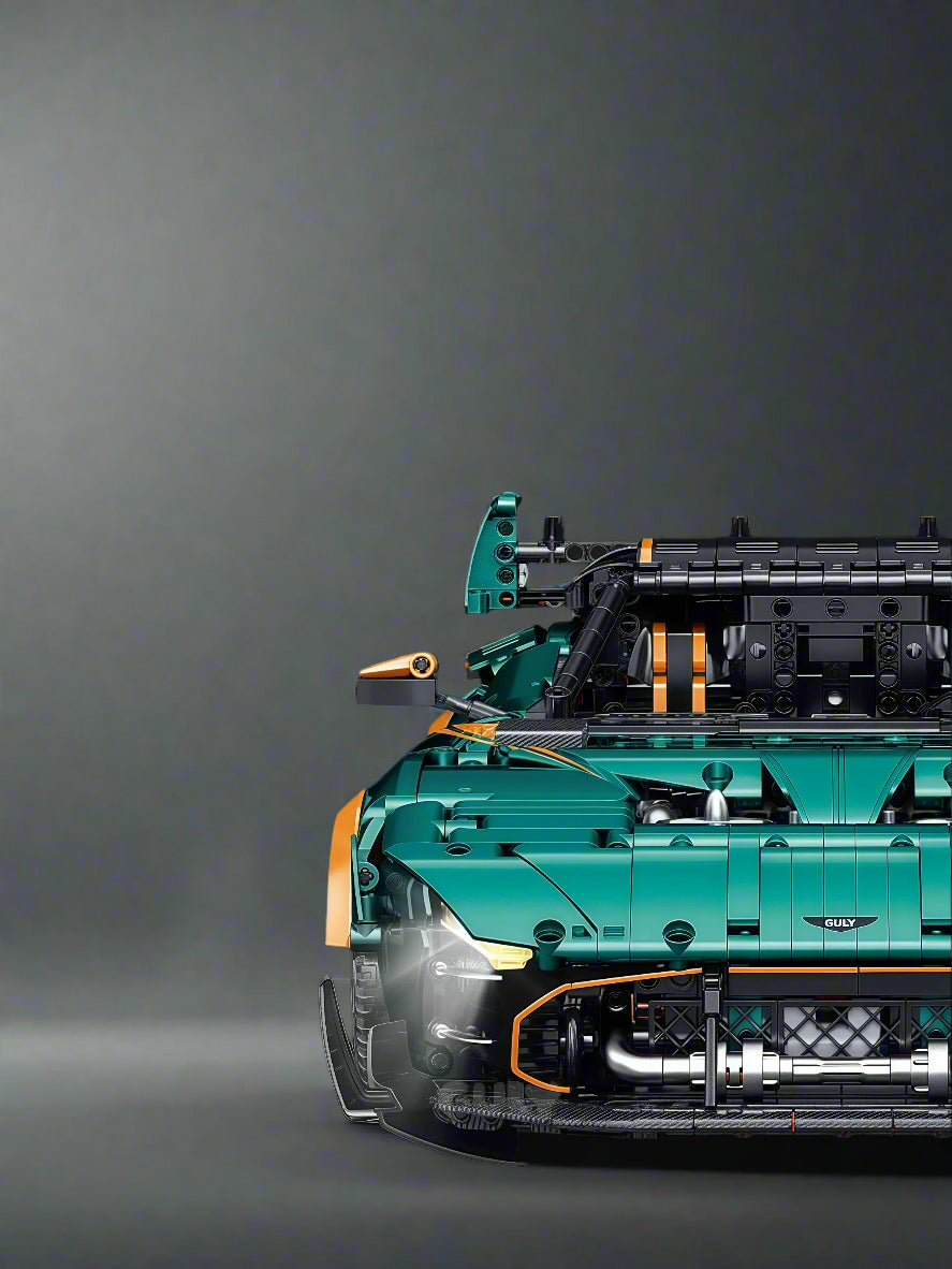 Aston Martin Vulcan 1:8