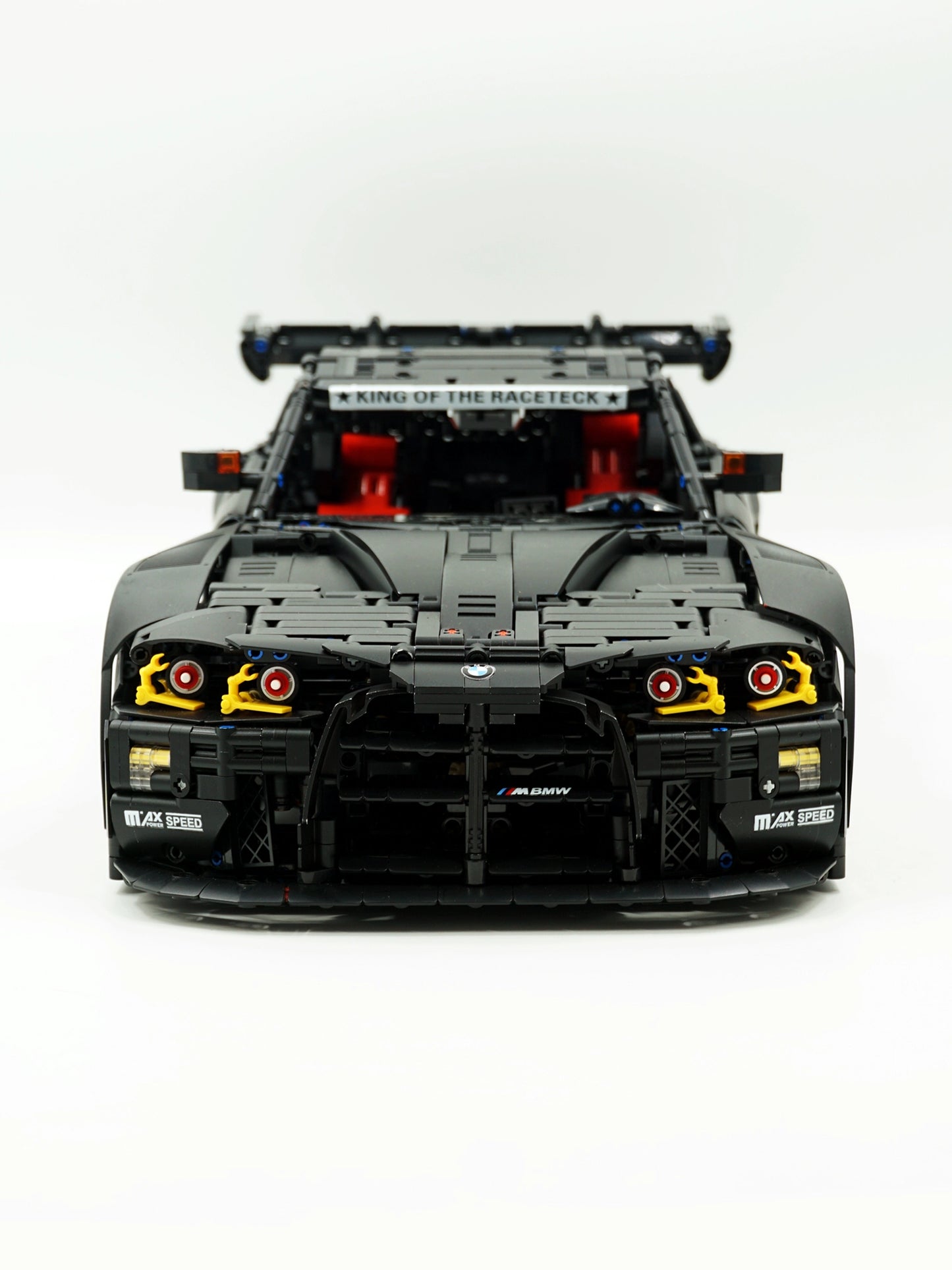 BMW M4 GT3 1:8